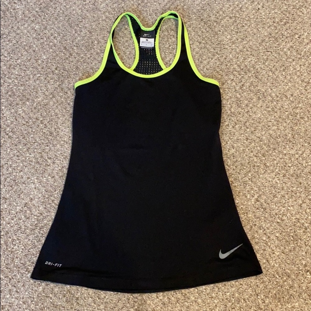 Nike workout tank